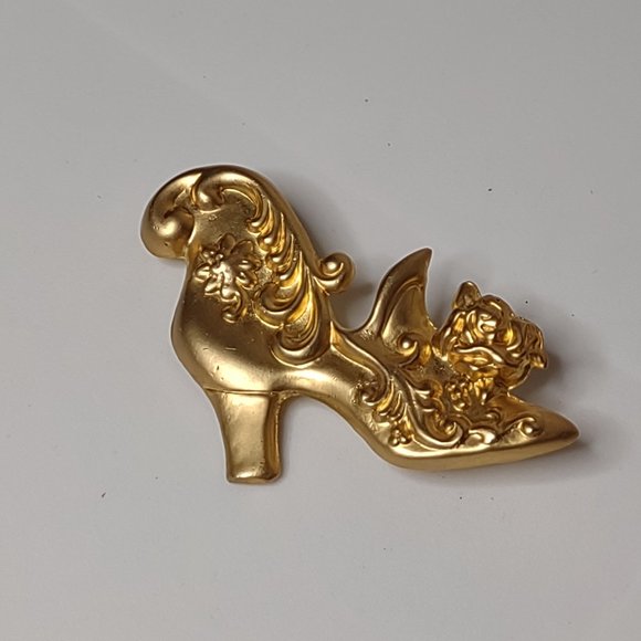 Gold Tone Metal High Heel Shoe Brooch - Picture 2 of 12